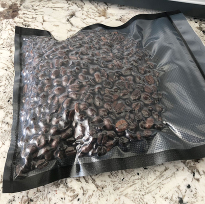 Sellador de encargo Rolls de la comida del vacío del congelador de Logo Black Vacuum Seal Roll