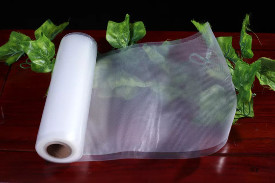 El sellador al vacío grabado en relieve plástico del rollo del sello de vacío del PA del PE empaqueta Rolls para la microonda